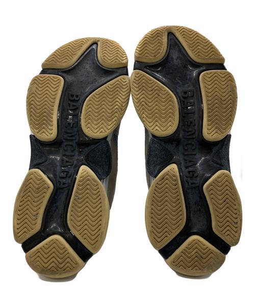 BALENCIAGA（バレンシアガ）BALENCIAGA (バレンシアガ) TRIPLE S スニーカー グレー サイズ:28.5cmの古着・服飾アイテム