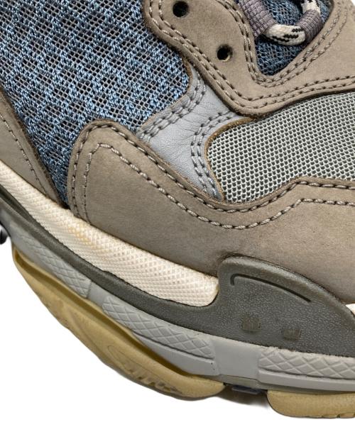 BALENCIAGA（バレンシアガ）BALENCIAGA (バレンシアガ) TRIPLE S スニーカー グレー サイズ:28.5cmの古着・服飾アイテム