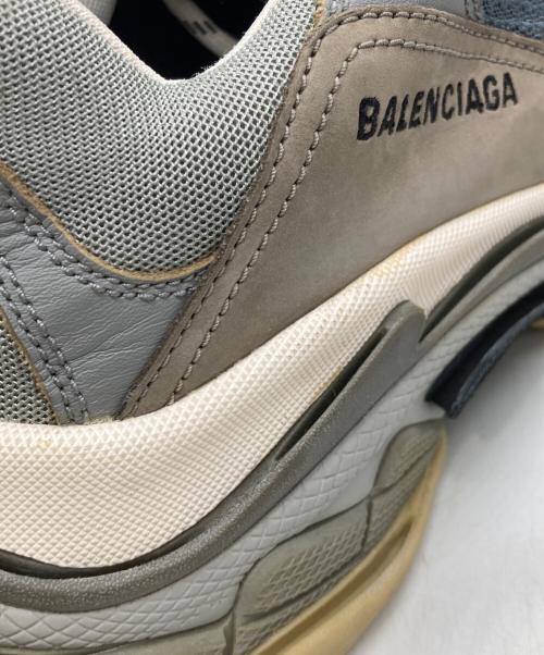 BALENCIAGA（バレンシアガ）BALENCIAGA (バレンシアガ) TRIPLE S スニーカー グレー サイズ:28.5cmの古着・服飾アイテム