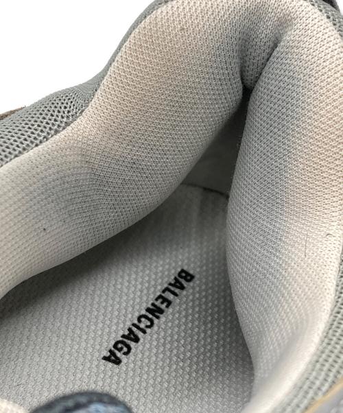BALENCIAGA（バレンシアガ）BALENCIAGA (バレンシアガ) TRIPLE S スニーカー グレー サイズ:28.5cmの古着・服飾アイテム