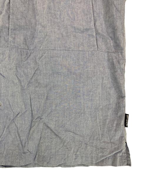 MORE ABOUT LESS（モアアバウトレス）MORE ABOUT LESS (モアアバウトレス) フロントジップポケットシャツ ブルー サイズ:XLの古着・服飾アイテム