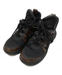 LOUIS VUITTON（ルイ ヴィトン）の古着「スニーカー」｜ブラック