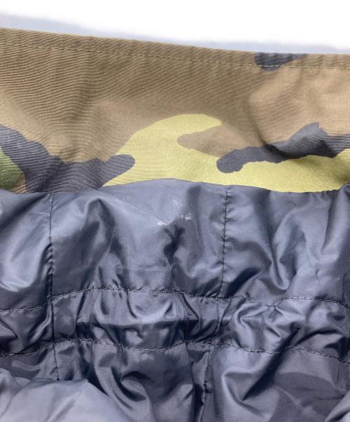 CANADA GOOSE（カナダグース）CANADA GOOSE (カナダグース) カモ柄ダウンジャケット グリーン サイズ:Ⅿの古着・服飾アイテム