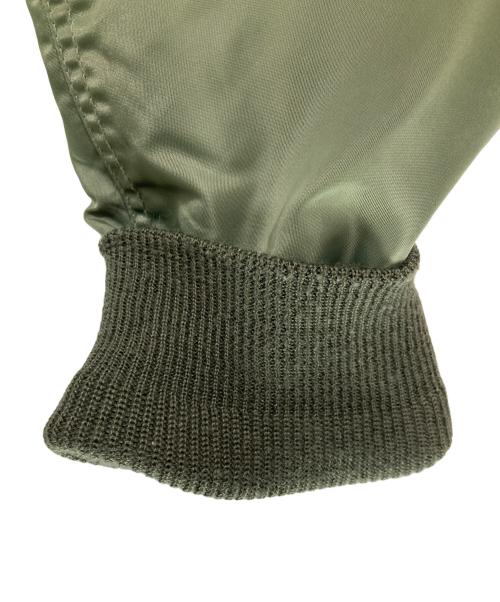 AVIREX（アヴィレックス）AVIREX (アヴィレックス) CWU-36P NEW YORK AIR NATIONAL GUARD カーキ サイズ:Ⅿの古着・服飾アイテム