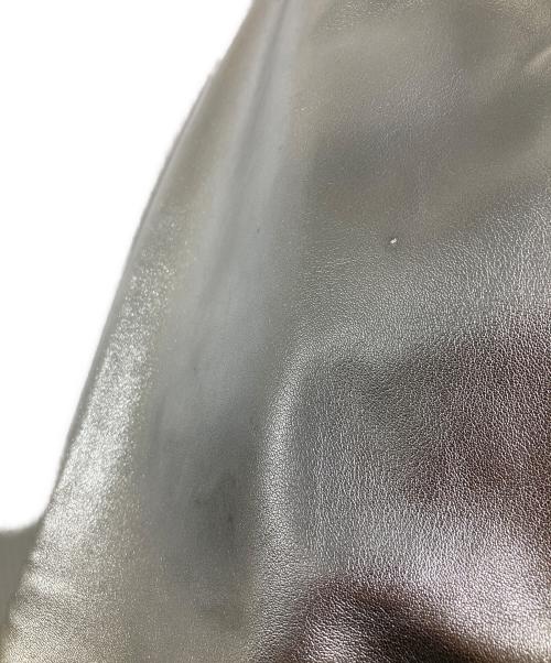 MM6 Maison Margiela（エムエムシックスメゾンマルジェラ）MM6 Maison Margiela (エムエムシックスメゾンマルジェラ) ”Medium” Japanese Bag Classic Silver シルバーの古着・服飾アイテム