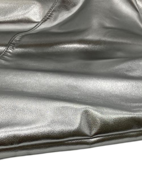 MM6 Maison Margiela（エムエムシックスメゾンマルジェラ）MM6 Maison Margiela (エムエムシックスメゾンマルジェラ) ”Medium” Japanese Bag Classic Silver シルバーの古着・服飾アイテム