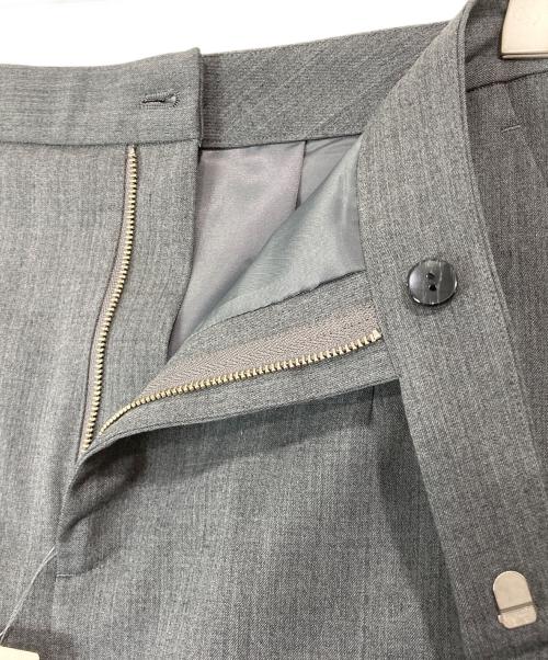 Whim Gazette（ウィムガゼット）Whim Gazette (ウィムガゼット) ウールギャバミニスカート グレー サイズ:38 未使用品の古着・服飾アイテム