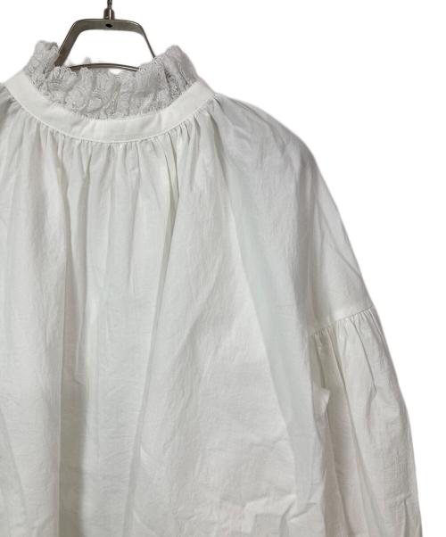 Whim Gazette（ウィムガゼット）Whim Gazette (ウィムガゼット) レースギャザーブラウス ホワイト サイズ:FREE 未使用品の古着・服飾アイテム