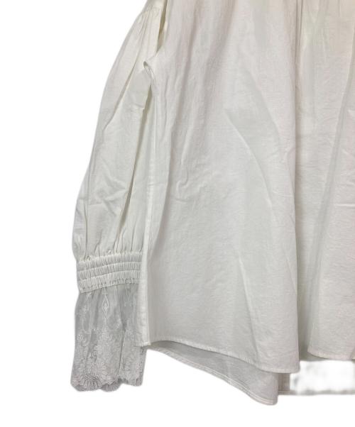 Whim Gazette（ウィムガゼット）Whim Gazette (ウィムガゼット) レースギャザーブラウス ホワイト サイズ:FREE 未使用品の古着・服飾アイテム