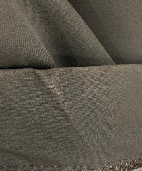 F.C.R.B.（エフシーレアルブリストル）F.C.R.B. (エフシーレアルブリストル) ウォームアップジャケット オリーブ サイズ:Sの古着・服飾アイテム