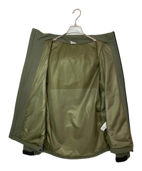F.C.R.B.（エフシーレアルブリストル）F.C.R.B. (エフシーレアルブリストル) ウォームアップジャケット オリーブ サイズ:Sの古着・服飾アイテム