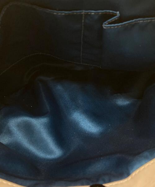 COACH（コーチ）COACH (コーチ) マギー パンチングレザー トートバッグ アイボリーの古着・服飾アイテム