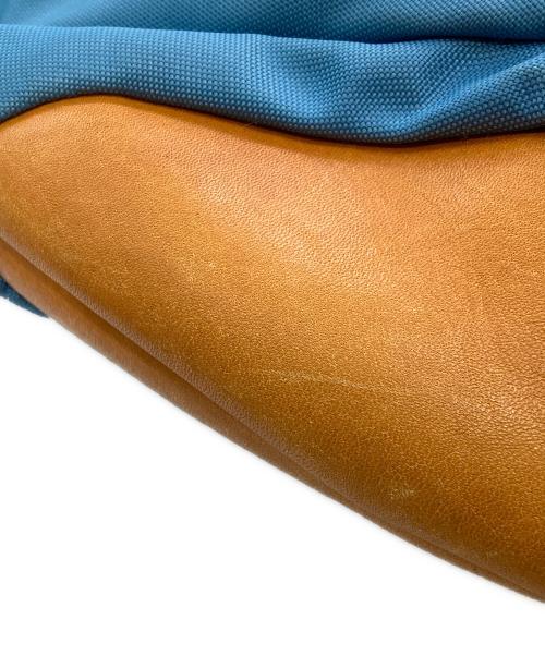 UNDERCOVERISM（アンダーカバーイズム）UNDERCOVERISM (アンダーカバーイズム) レザーショルダーバッグ オレンジ×ブルーの古着・服飾アイテム