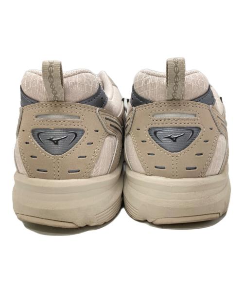 MIZUNO（ミズノ）MIZUNO (ミズノ) スニーカー ベージュ サイズ:28cmの古着・服飾アイテム
