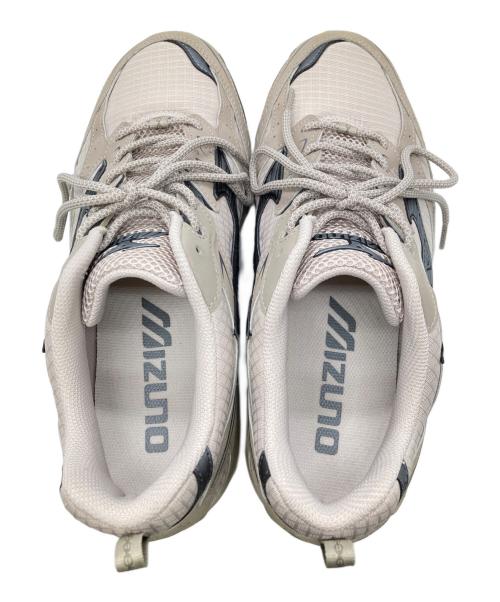 MIZUNO（ミズノ）MIZUNO (ミズノ) スニーカー ベージュ サイズ:28cmの古着・服飾アイテム