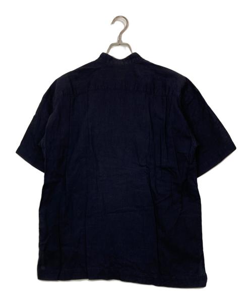 ISSEY MIYAKE MEN（イッセイミヤケメン）ISSEY MIYAKE MEN (イッセイミヤケメン) バンドカラー半袖リネンシャツ ネイビー サイズ:Mの古着・服飾アイテム