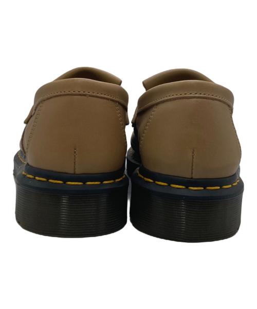Dr.Martens（ドクターマーチン）Dr.Martens (ドクターマーチン) エイドリアンタッセルローファー ベージュ サイズ:UK7の古着・服飾アイテム