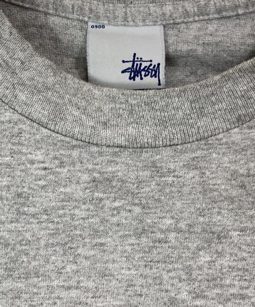 stussy（ステューシー）stussy (ステューシー) STUCCIプリントTシャツ グレー サイズ:Sの古着・服飾アイテム