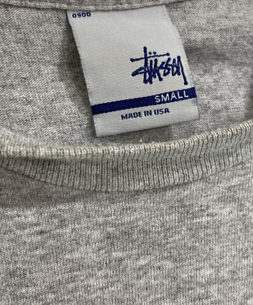 stussy（ステューシー）stussy (ステューシー) STUCCIプリントTシャツ グレー サイズ:Sの古着・服飾アイテム