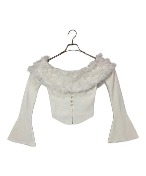 darich（ダーリッチ）Darich (ダーリッチ) フレアスリーブフラワーオフショルトップス ホワイト サイズ:F 未使用品の古着・服飾アイテム