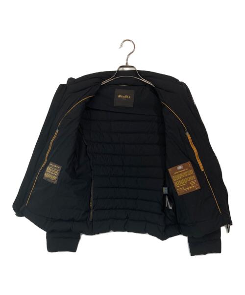 MOORER（ムーレー）MOORER (ムーレー) ナイロンストレッチ撥水ダウンブルゾン ブラック サイズ:44の古着・服飾アイテム