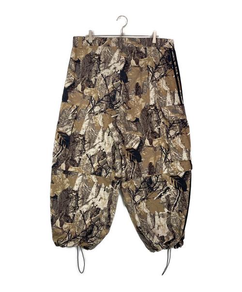 adidas（アディダス）adidas (アディダス) 迷彩 カーゴ ジップオフ パンツ ブラウン サイズ:3XLの古着・服飾アイテム
