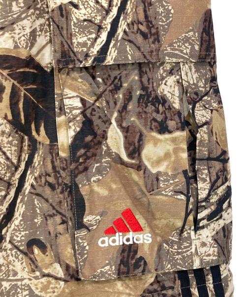 adidas（アディダス）adidas (アディダス) 迷彩 カーゴ ジップオフ パンツ ブラウン サイズ:3XLの古着・服飾アイテム