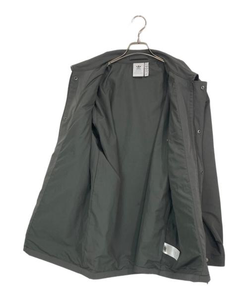 adidas（アディダス）adidas (アディダス) ロゴパッチ ジャケット グレー サイズ:XLの古着・服飾アイテム
