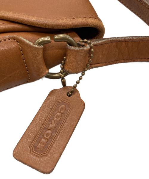 COACH（コーチ）COACH (コーチ) ターンロック ショルダーバッグ ブラウンの古着・服飾アイテム