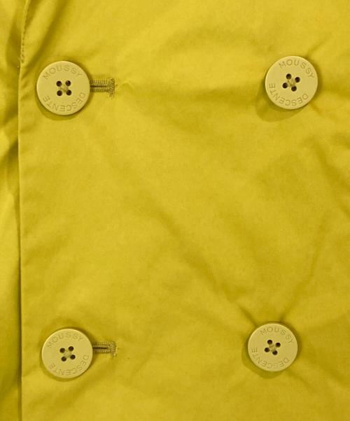 moussy（マウジー）moussy (マウジー) DECENT (デサント) OVER SHORT TRENCH イエロー サイズ:FREE 未使用品の古着・服飾アイテム
