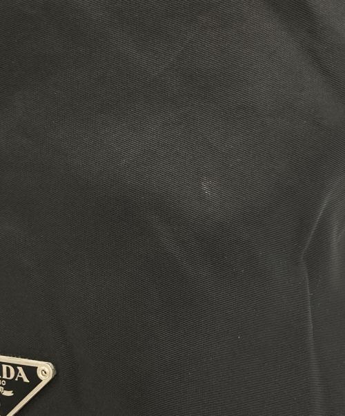 PRADA（プラダ）PRADA (プラダ) ドラムナイロンショルダーバッグ ブラックの古着・服飾アイテム