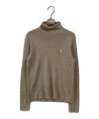 maison kitsuneメゾンキツネ）の古着「FOX HEAD PATCH FITTED TURTLENECK」｜ブラウン