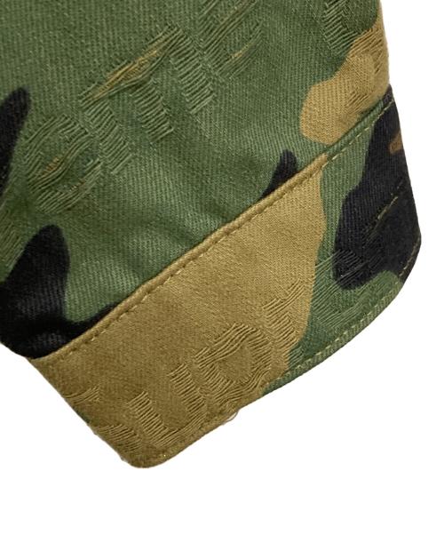 SUPREME（シュプリーム）Supreme (シュプリーム) Jacquard LOGOS Denim Trucker Jacket Woodland Camo グリーン サイズ:XLの古着・服飾アイテム