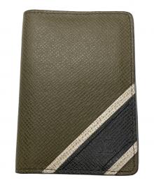 LOUIS VUITTON（ルイ ヴィトン）の古着「カードケース」｜グリーン