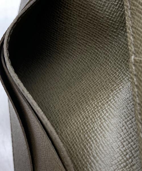 LOUIS VUITTON（ルイ ヴィトン）LOUIS VUITTON (ルイ ヴィトン) カードケース グリーンの古着・服飾アイテム