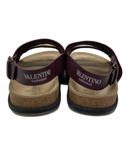 VALENTINO GARAVANI（ヴァレンティノ・ガラヴァーニ）VALENTINO GARAVANI (ヴァレンティノ・ガラヴァーニ) ストラップサンダル バーガンディー サイズ:42の古着・服飾アイテム