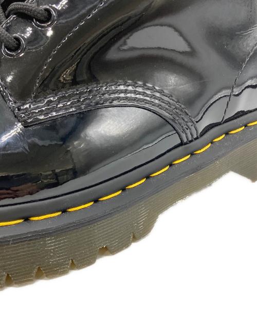 Dr.Martens（ドクターマーチン）Dr.Martens (ドクターマーチン) エナメル8ホールブーツ ブラック サイズ:UK7の古着・服飾アイテム