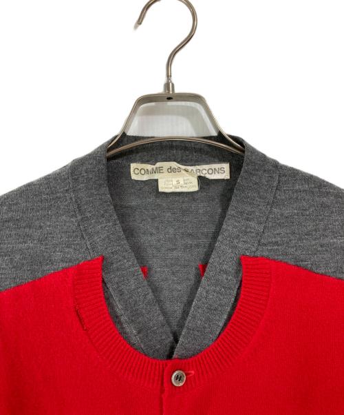 COMME des GARCONS（コムデギャルソン）COMME des GARCONS (コムデギャルソン) 06AW ペルソナ期 レイヤードカーディガン グレー×レッド サイズ:Sの古着・服飾アイテム