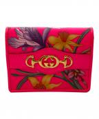 GUCCIグッチ）の古着「フローラルプリント コンパクトウォレット」｜ショッキングピンク