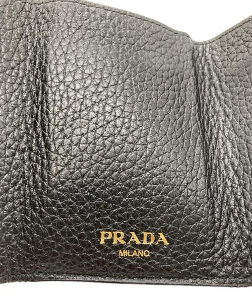 PRADA（プラダ）PRADA (プラダ) シボ革3つ折り財布 ブラックの古着・服飾アイテム