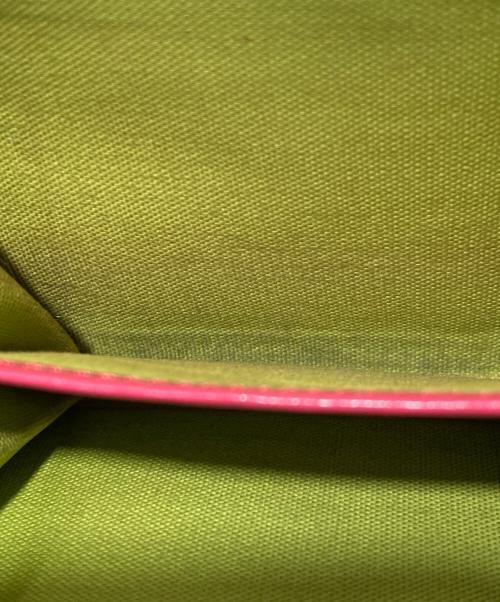 Vivienne Westwood（ヴィヴィアンウエストウッド）Vivienne Westwood (ヴィヴィアンウエストウッド) オーブ刺繍がま口財布 ピンクの古着・服飾アイテム