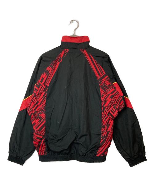 UMBRO（アンブロ）UMBRO (アンブロ) ウインドブレーカー ブラック×レッド サイズ:Sの古着・服飾アイテム