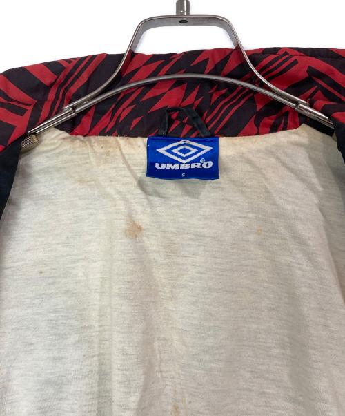 UMBRO（アンブロ）UMBRO (アンブロ) ウインドブレーカー ブラック×レッド サイズ:Sの古着・服飾アイテム