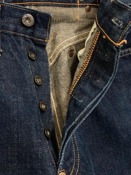 LEVI'S（リーバイス）LEVI'S (リーバイス) 90'sセルビッチデニムパンツ インディゴ サイズ:W30L36　（実寸参照）の古着・服飾アイテム