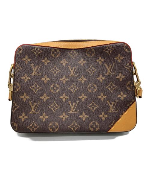 LOUIS VUITTON（ルイ ヴィトン）LOUIS VUITTON (ルイ ヴィトン) NIGO (二ゴー) LV スクエアード・トリオメッセンジャー ブラウンの古着・服飾アイテム