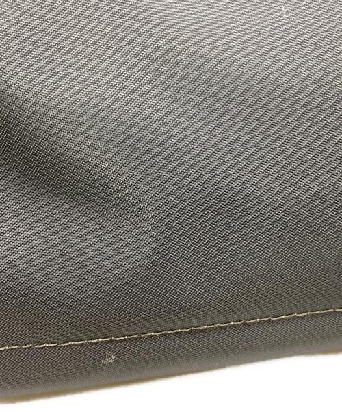 LONGCHAMP（ロンシャン）LONGCHAMP (ロンシャン) ルプリアージュ レスキュー グレー×グリーンの古着・服飾アイテム