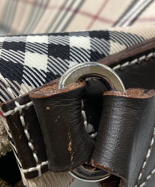 BURBERRY BLUE LABEL（バーバリー ブルー レーベル）BURBERRY BLUE LABEL (バーバリー ブルー レーベル) ノバチェックショルダーバッグ ベージュの古着・服飾アイテム