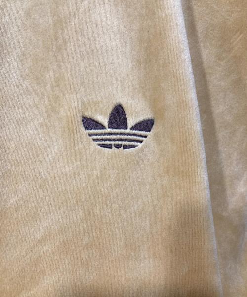 adidas（アディダス）adidas (アディダス) ベロア トラックジャケット ベージュ サイズ:XLの古着・服飾アイテム
