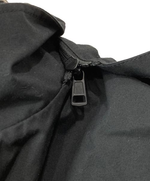 MONCLER（モンクレール）MONCLER (モンクレール) FRAGMENT DESIGN (フラグメントデザイン) コットンナイロンフーデッドジャケト ブラックの古着・服飾アイテム