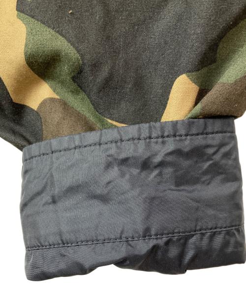 A BATHING APE（アベイシングエイプ）A BATHING APE (アベイシングエイプ) 1ST CAMOリバーシブルナイロンスイングトップ ブラック×カーキ サイズ:Ｍの古着・服飾アイテム